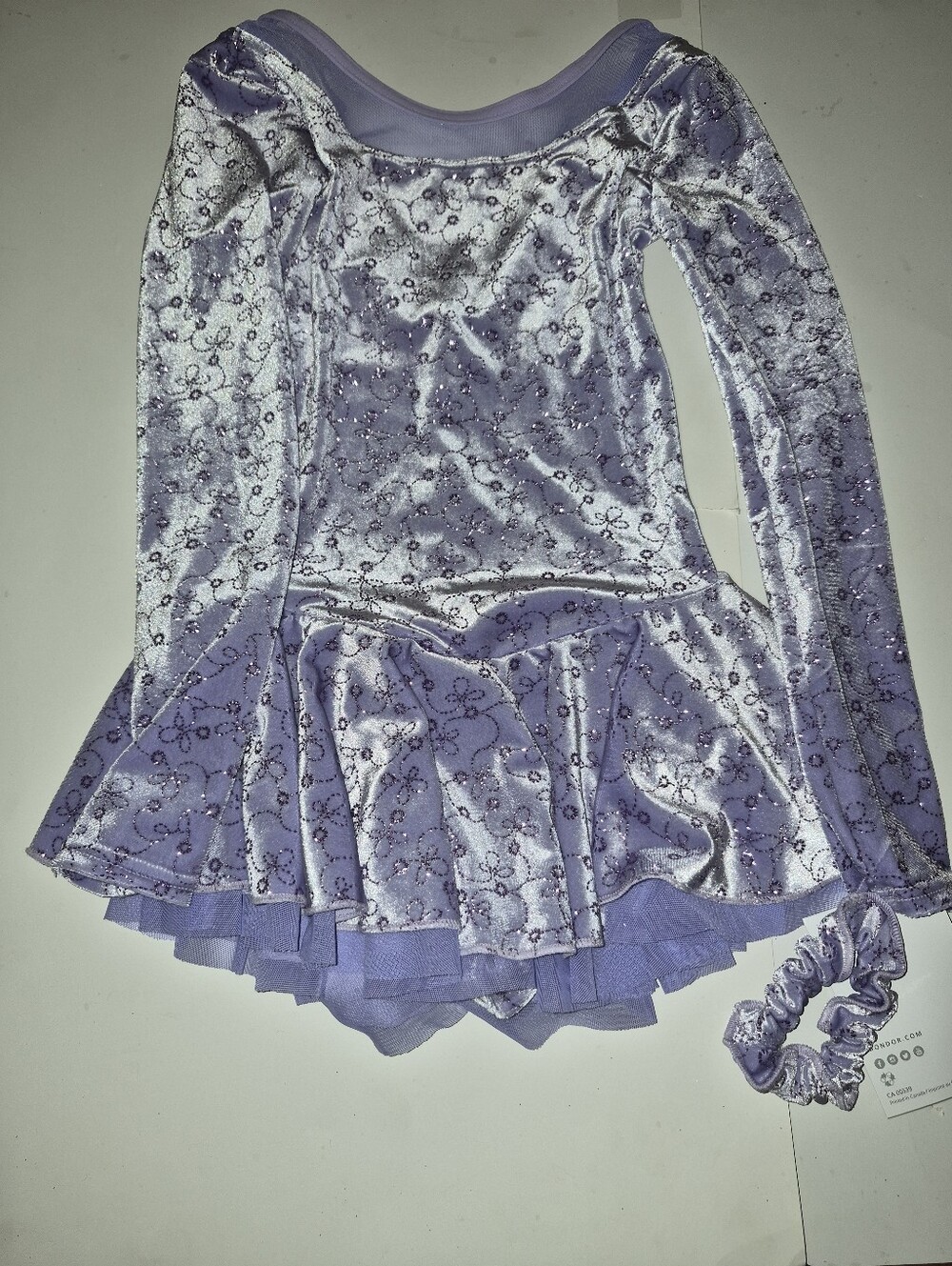 Mondor Girls' Lavender Sparkle velvet Long Sleeves Figure Skating Dress 8-10 NWT